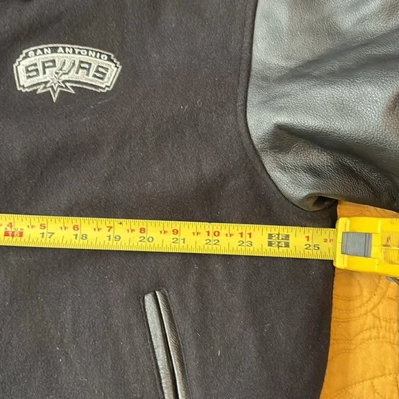 Spurs jacket w leather sleeves